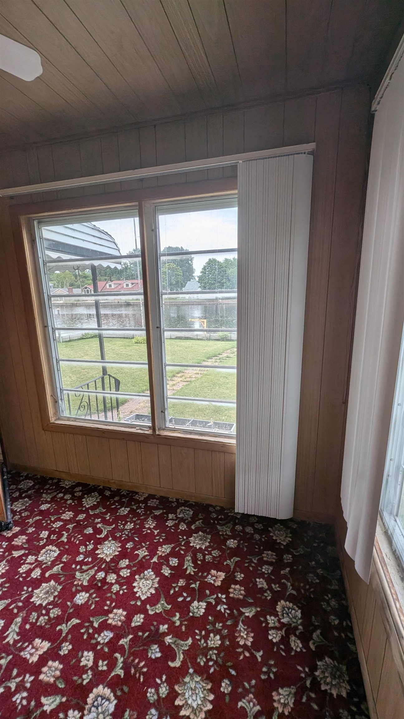 349 River Road Bay City, MI 48706 - Photo 17 of 27 Gallery Image 17
