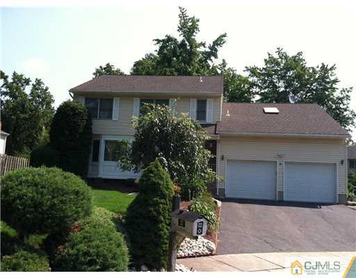 10 Clinton Avenue Edison, NJ 08820 - Photo 1 of 7 Gallery Image 1