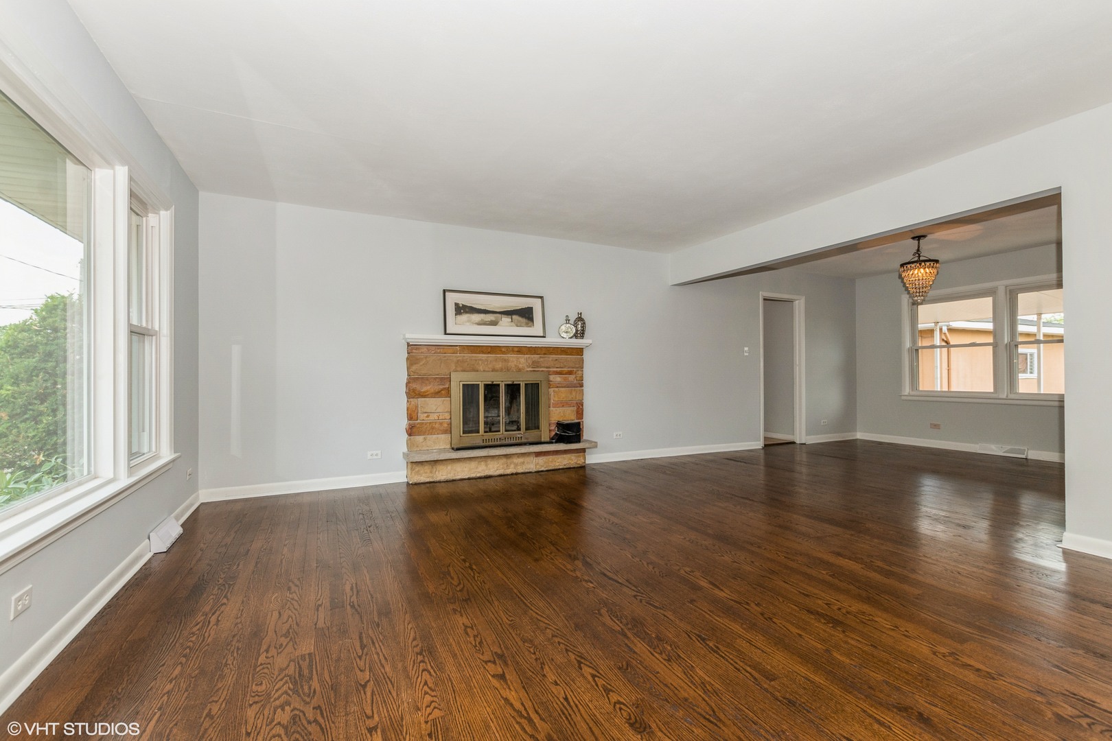 9007 Ridgeland Avenue Oak Lawn, IL 60453 - Photo 3 of 18