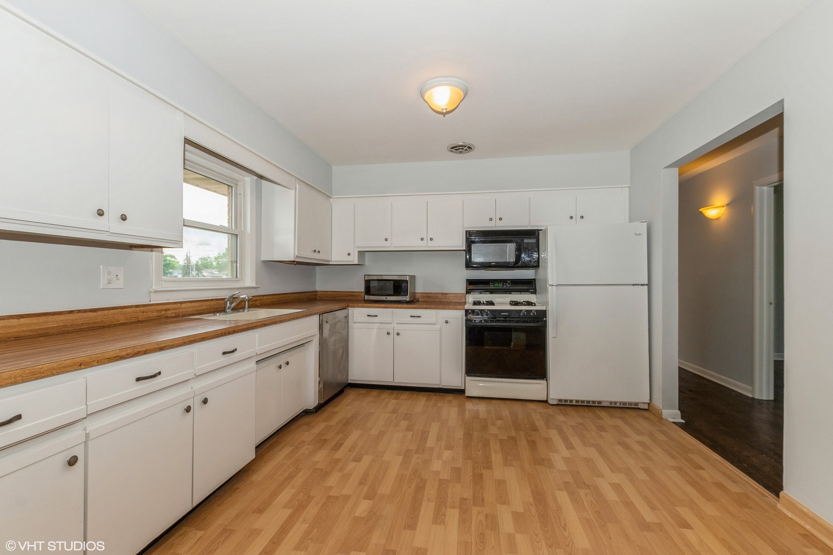 9007 Ridgeland Avenue Oak Lawn, IL 60453 - Photo 5 of 18