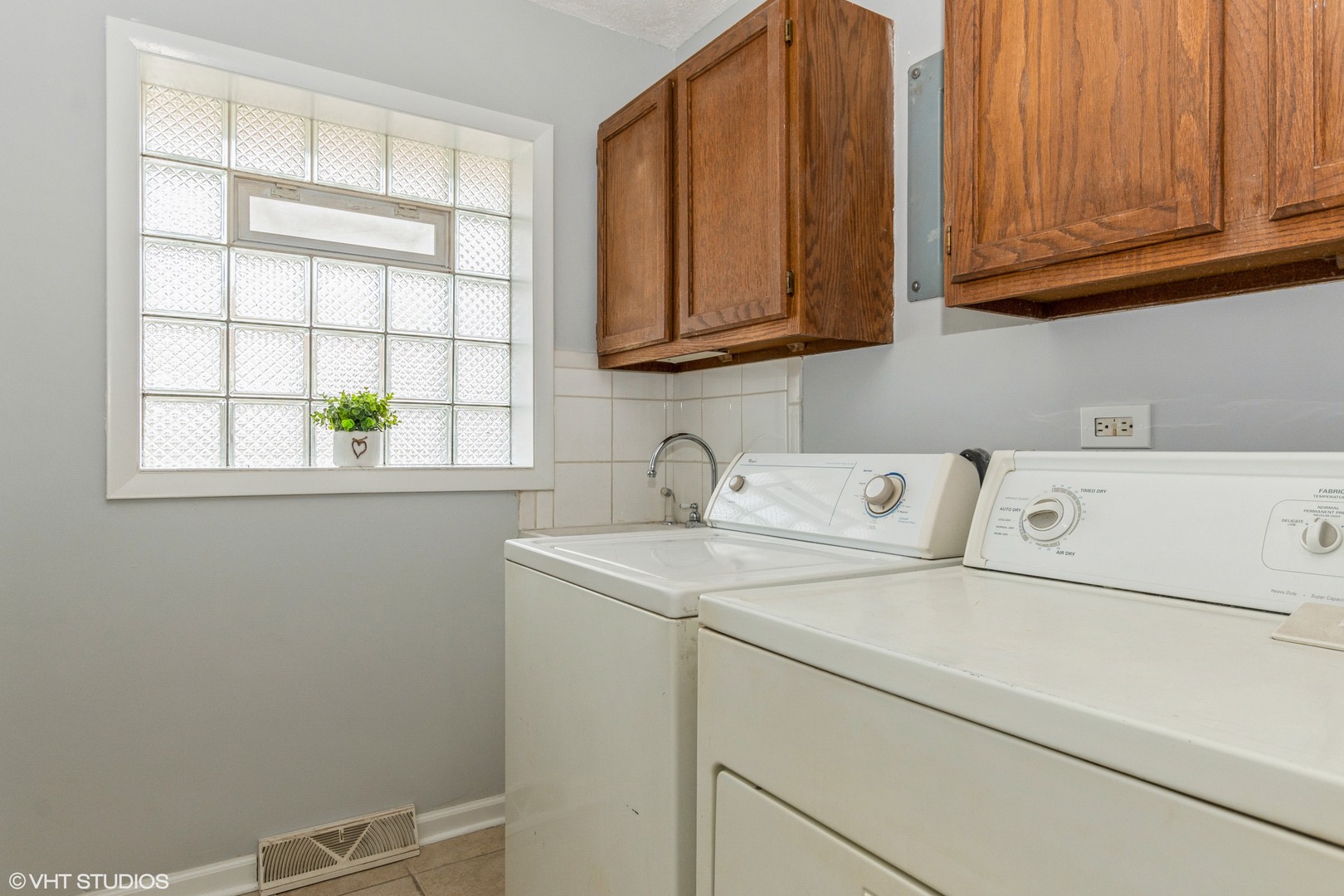 9007 Ridgeland Avenue Oak Lawn, IL 60453 - Photo 7 of 18