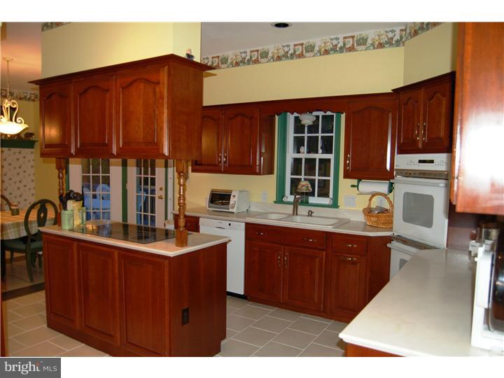 990 Font Road Glenmoore, PA 19343 - Photo 12 of 25 Kitchen