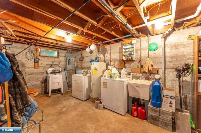 $599,000 | 10705 Highway 65, Orr, MN 55771