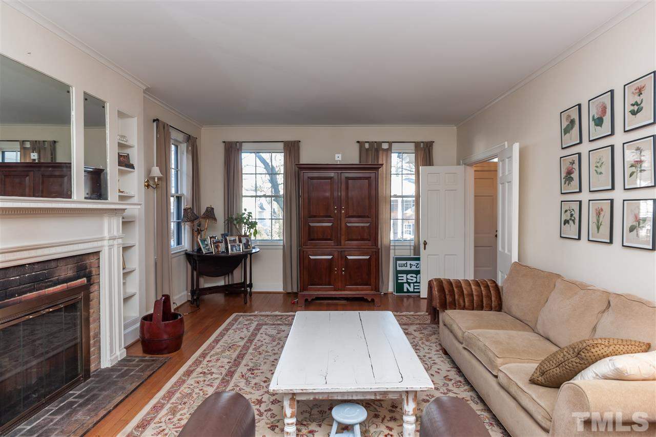 2241 The Circle Raleigh, NC 27608 - Photo 8 of 23