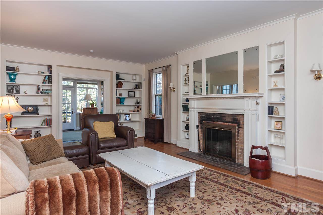 2241 The Circle Raleigh, NC 27608 - Photo 9 of 23