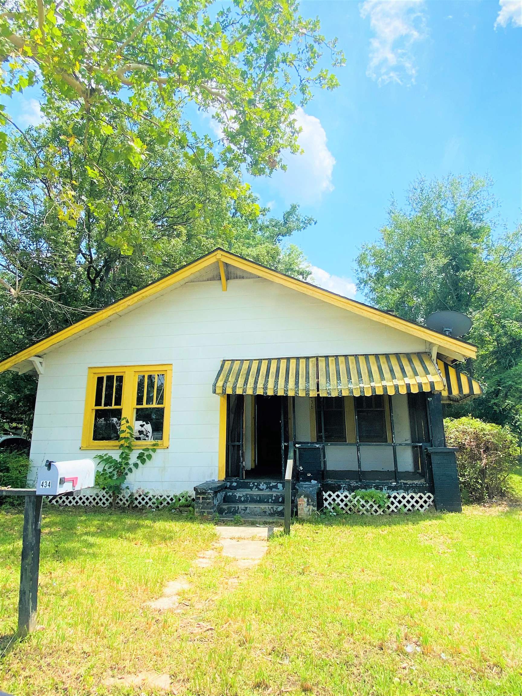 436 Irby Street Mobile, AL 36610 - Photo 1 of 22