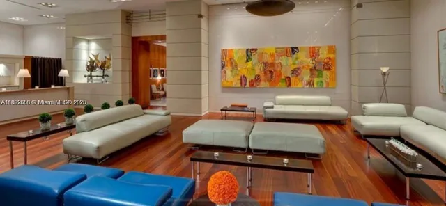 $2,950 | 2889 McFarlane Road, Unit 909, Miami, FL 33133