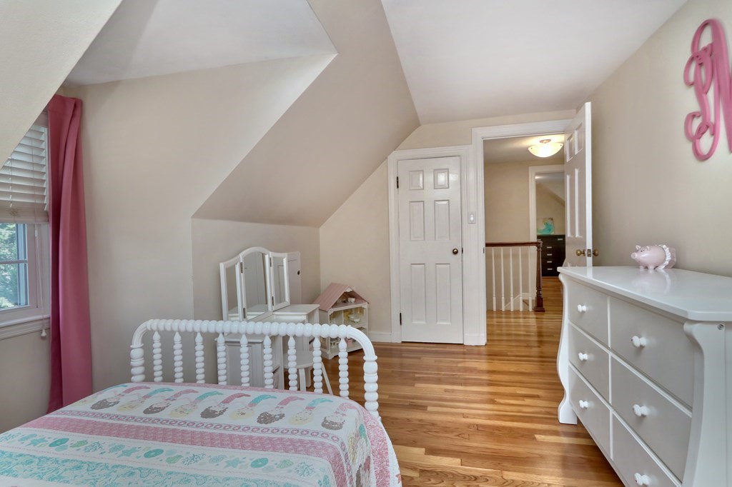 3 Bancroft Road Melrose, MA 02176 - Photo 20 of 31 Gallery Image 20