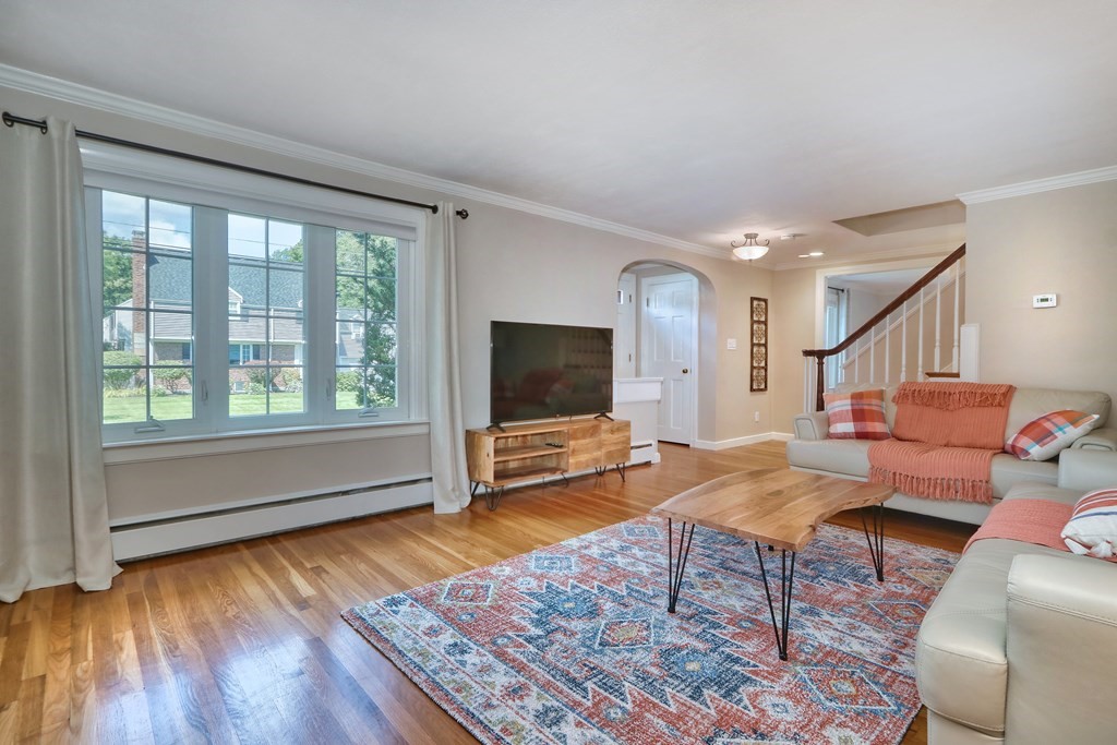3 Bancroft Road Melrose, MA 02176 - Photo 3 of 31 Gallery Image 3