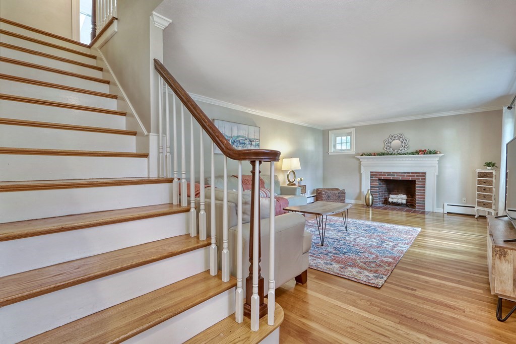 3 Bancroft Road Melrose, MA 02176 - Photo 4 of 31 Gallery Image 4