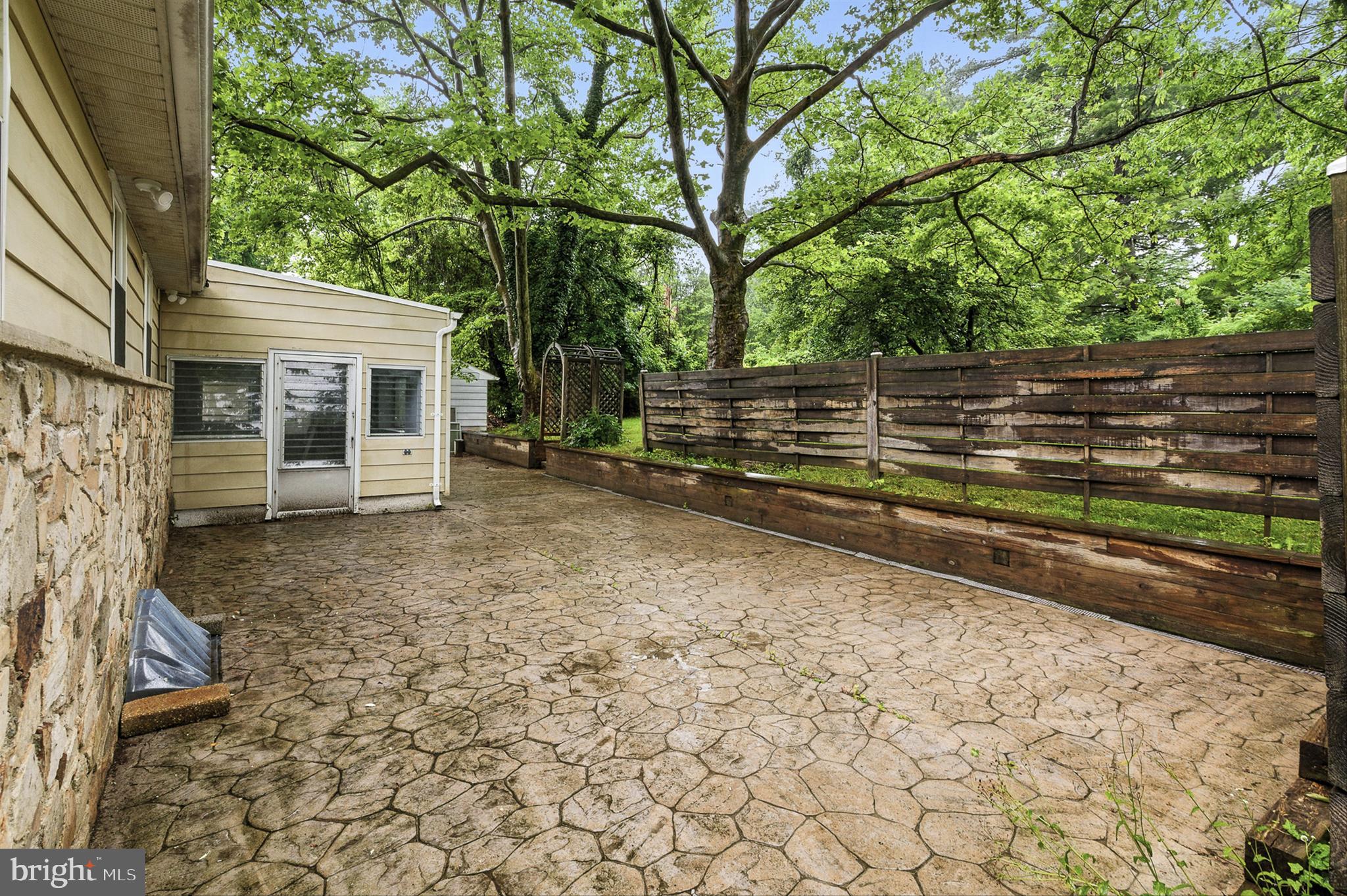 3126 Rices Lane Baltimore, MD 21244 - Photo 33 of 34 a view of a backyard with sitting area