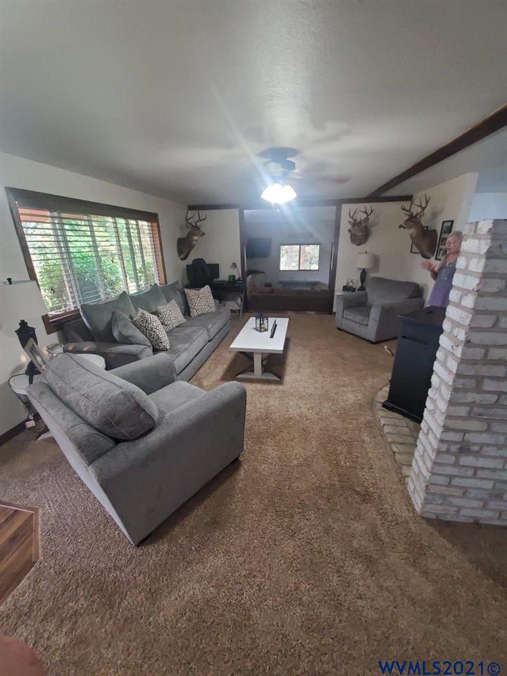 27455 Fern Ridge Road Sweet Home, OR 97386 - Photo 19 of 42 Gallery Image 19
