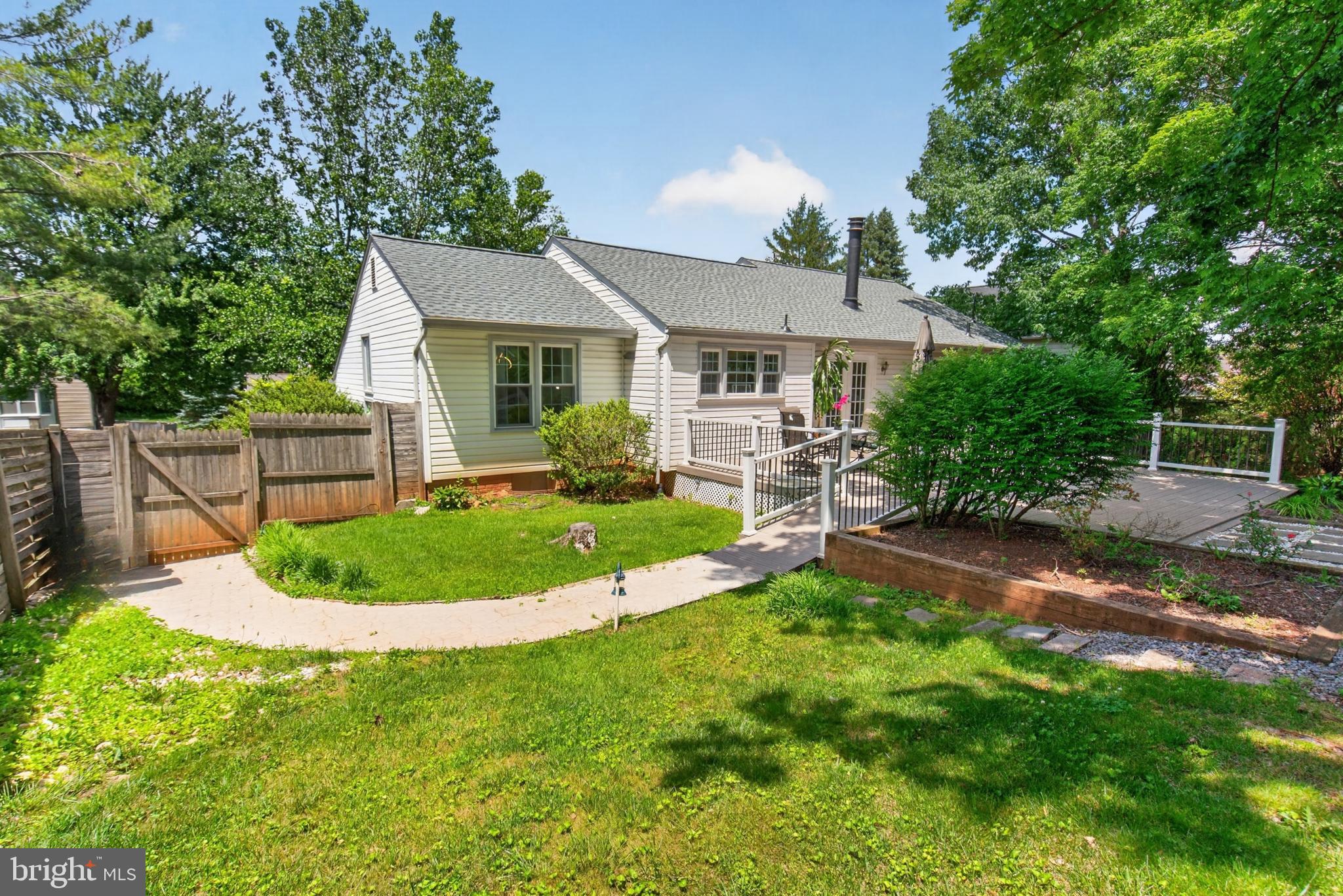 111 Environs Road Sterling, VA 20165 - Photo 46 of 50