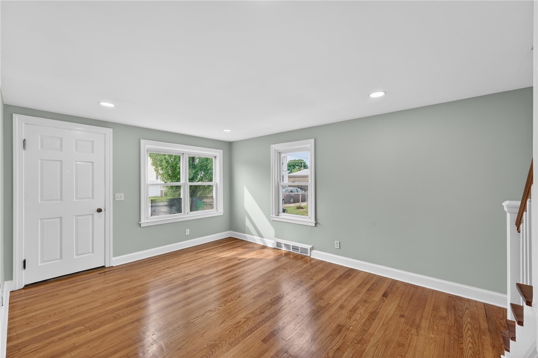 28 Hazard Street Pawtucket, RI 02860 - Photo 15 of 28