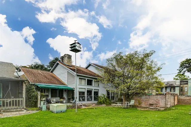 $2,575 | 202 Old Bridge Lake Street, Houston, TX 77069