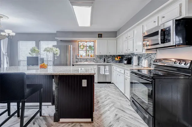 $2,575 | 202 Old Bridge Lake Street, Houston, TX 77069