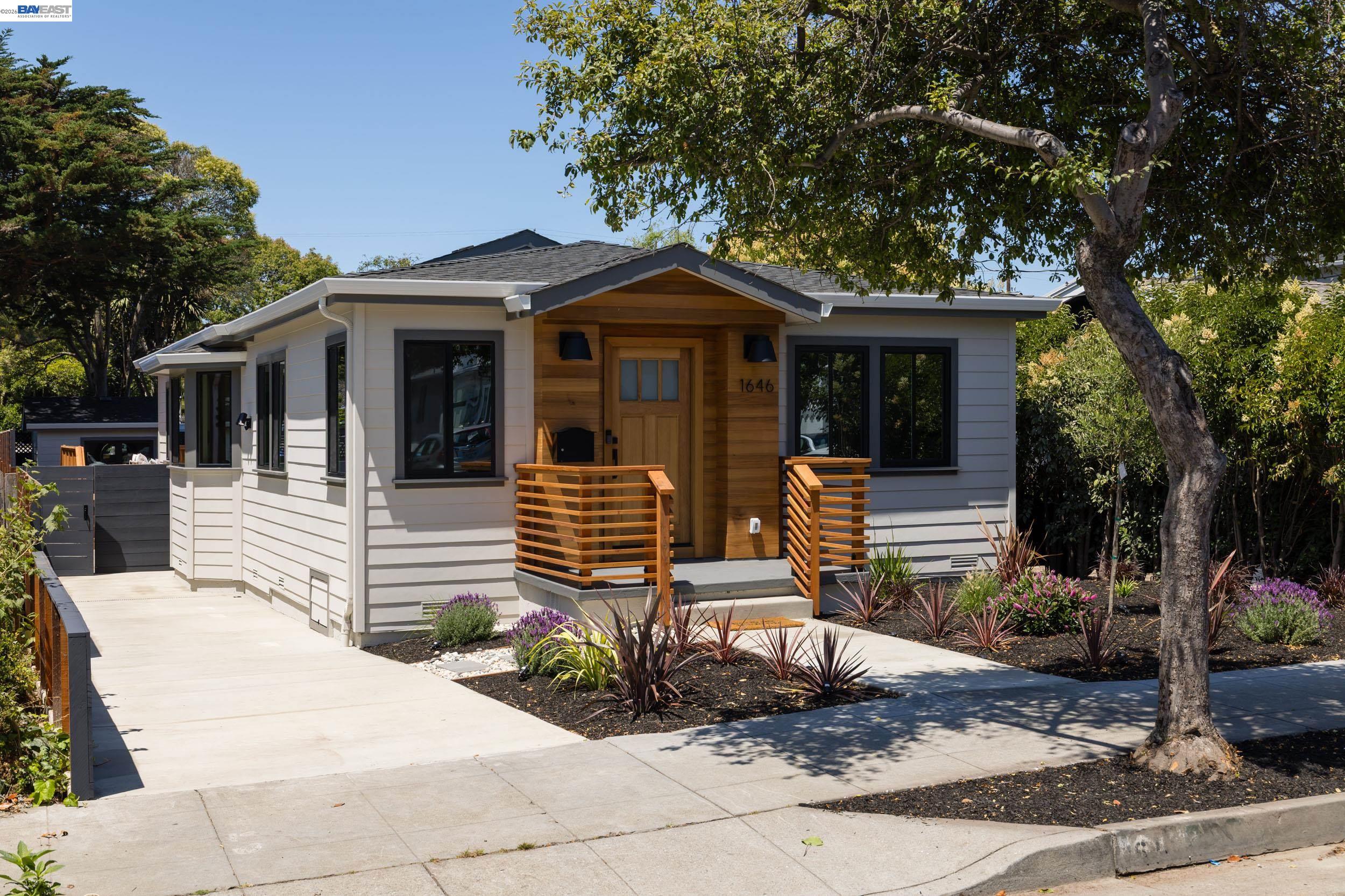 1646 Tenth Street Berkeley, CA 94710 - Photo 3 of 38