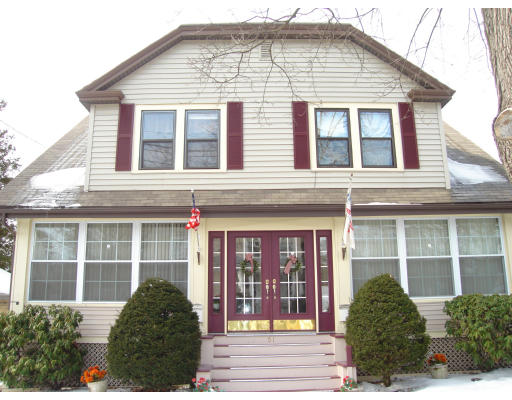 51 Briarfield Road Milton, MA 02186 - Photo 2 of 17 Gallery Image 2