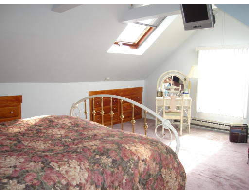 51 Briarfield Road Milton, MA 02186 - Photo 10 of 17 Gallery Image 10