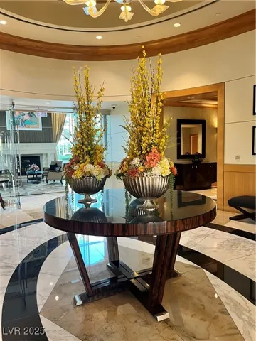 $2,675 | 2777 Paradise Road, Unit 808, Las Vegas, NV 89109