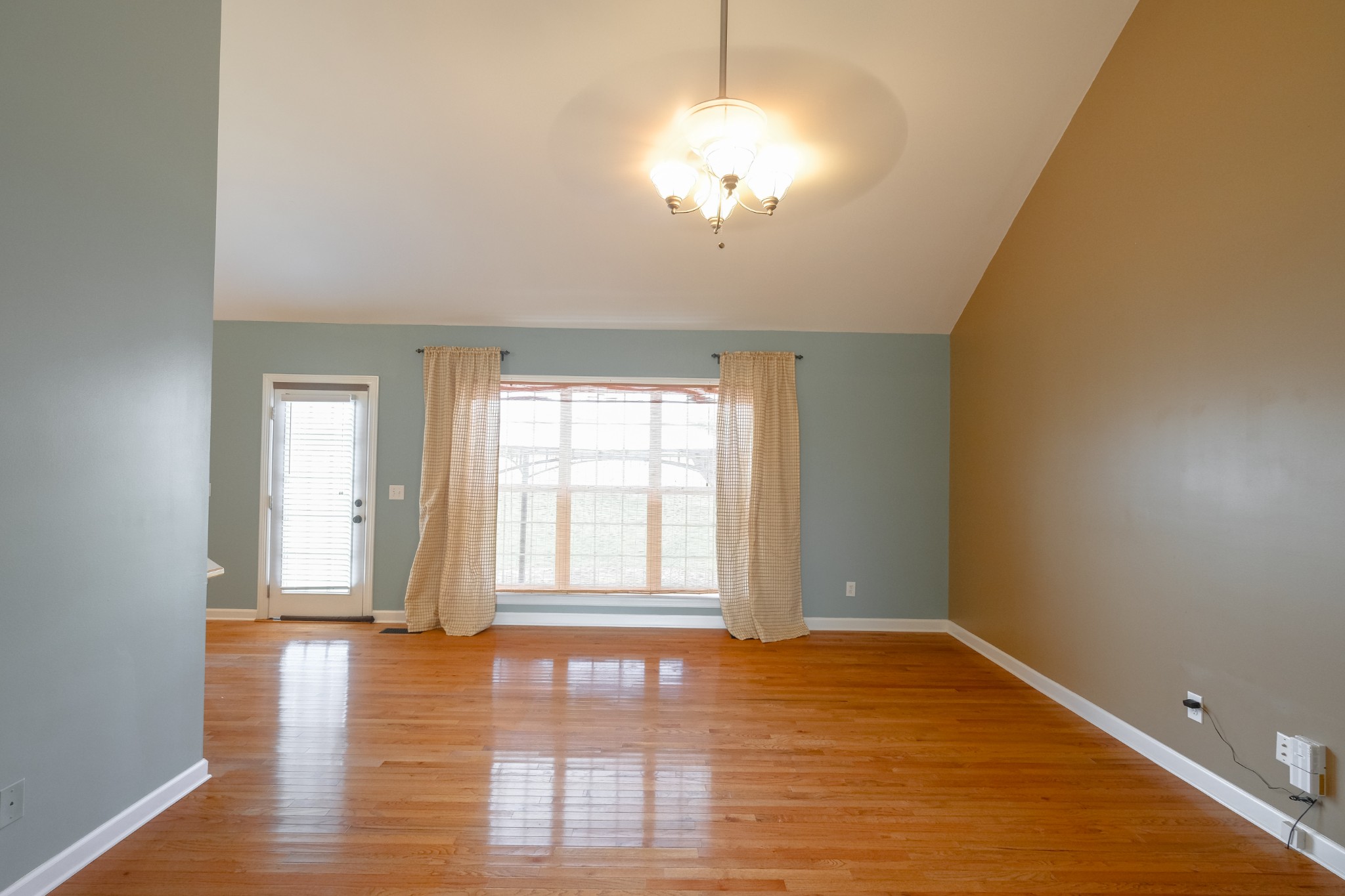 7278 Powells Chapel Road Murfreesboro, TN 37129 - Photo 5 of 36 Gallery Image 5
