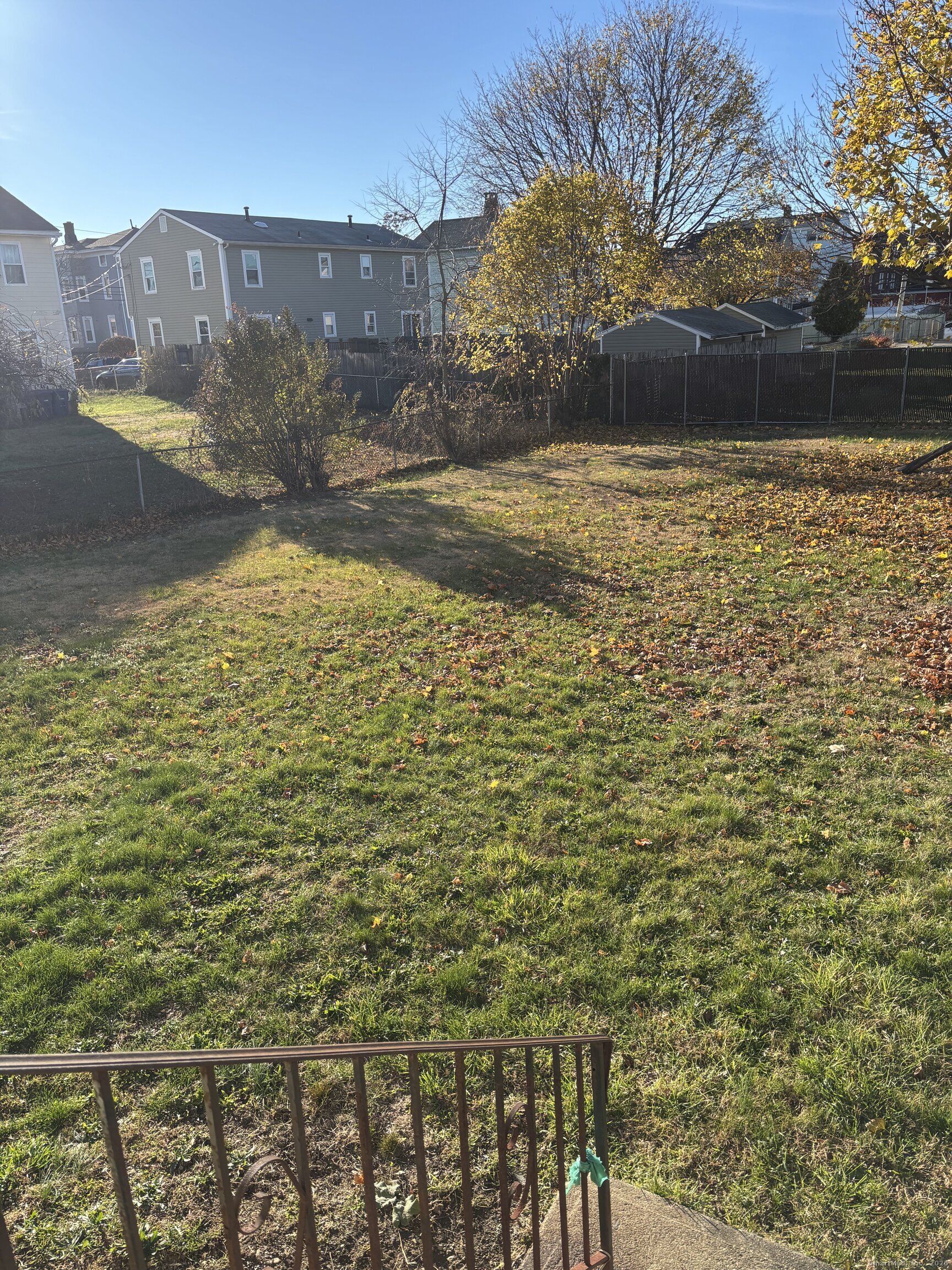 509 Pembroke Street Bridgeport, CT 06608 - Photo 25 of 25 a view of a terrace view