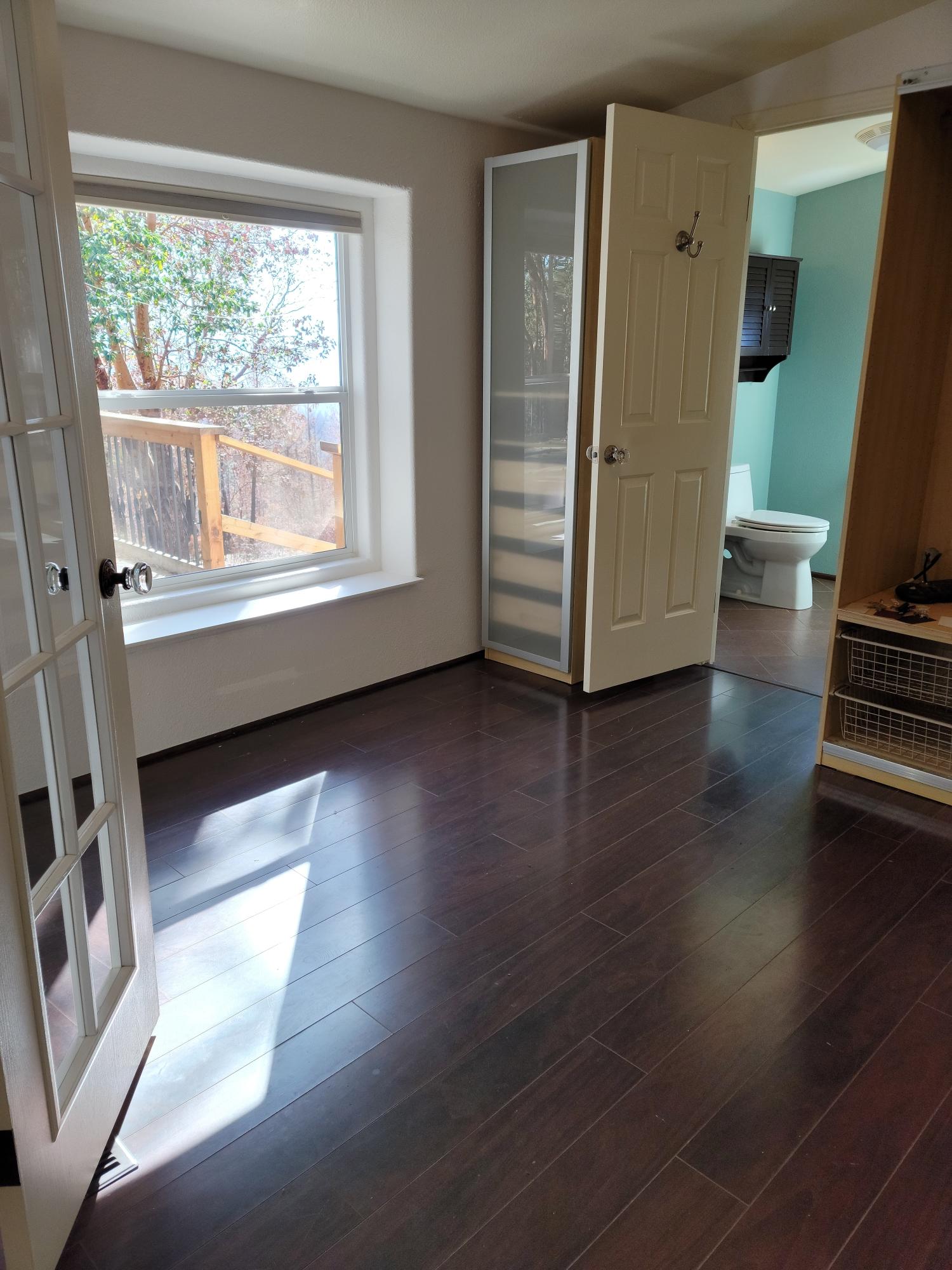 12345 North Obenchain Road Eagle Point, OR 97524 - Photo 51 of 71 office room 1