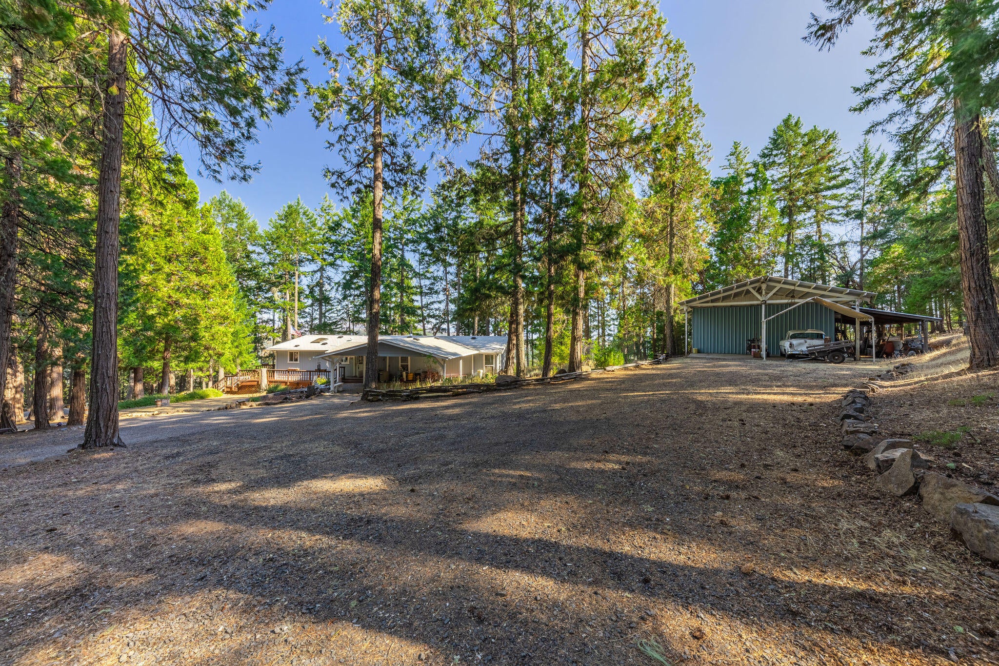 1961 Sawyer Road Eagle Point, OR 97524 - Photo 41 of 48 HD-28
