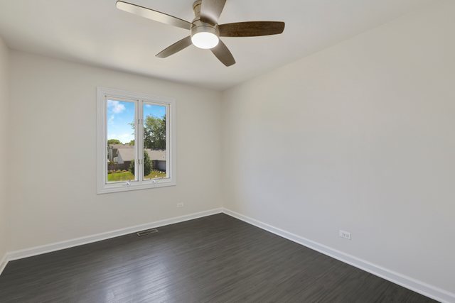 612 Rockhurst Road Bolingbrook, IL 60440 - Photo 16 of 33