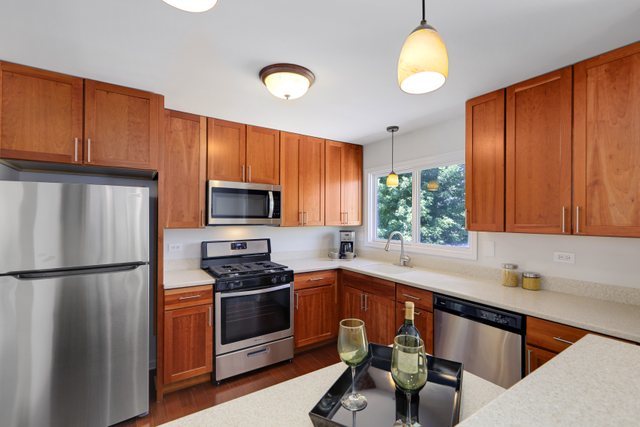 612 Rockhurst Road Bolingbrook, IL 60440 - Photo 9 of 33