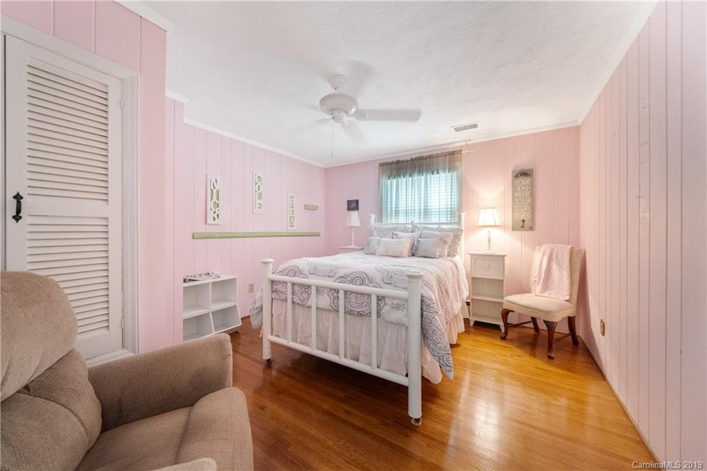 616 Gum Branch Road Charlotte, NC 28214 - Photo 20 of 37 Gallery Image 20