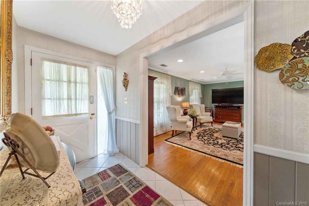 616 Gum Branch Road Charlotte, NC 28214 - Photo 10 of 37 Gallery Image 10
