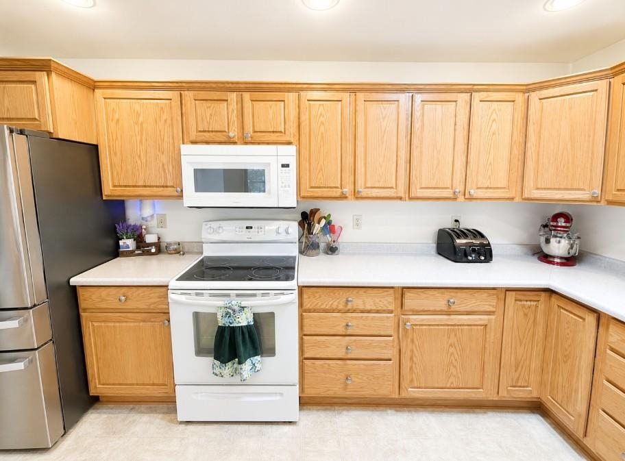 756 Brown School Road, Unit D Evansville, WI 53536 - Photo 7 of 22