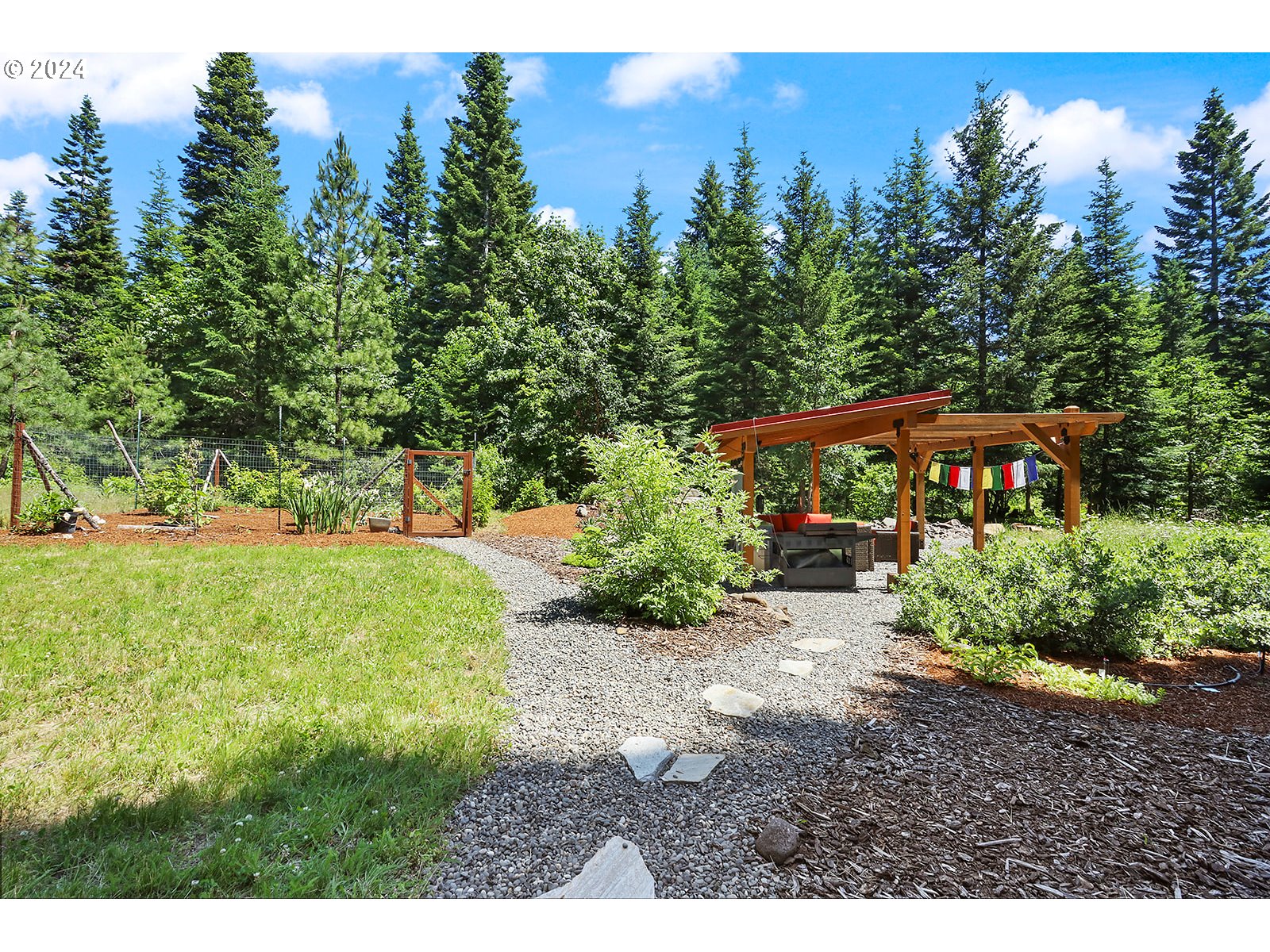 8 Debo Road White Salmon, WA 98672 - Photo 14 of 48 Gallery Image 14