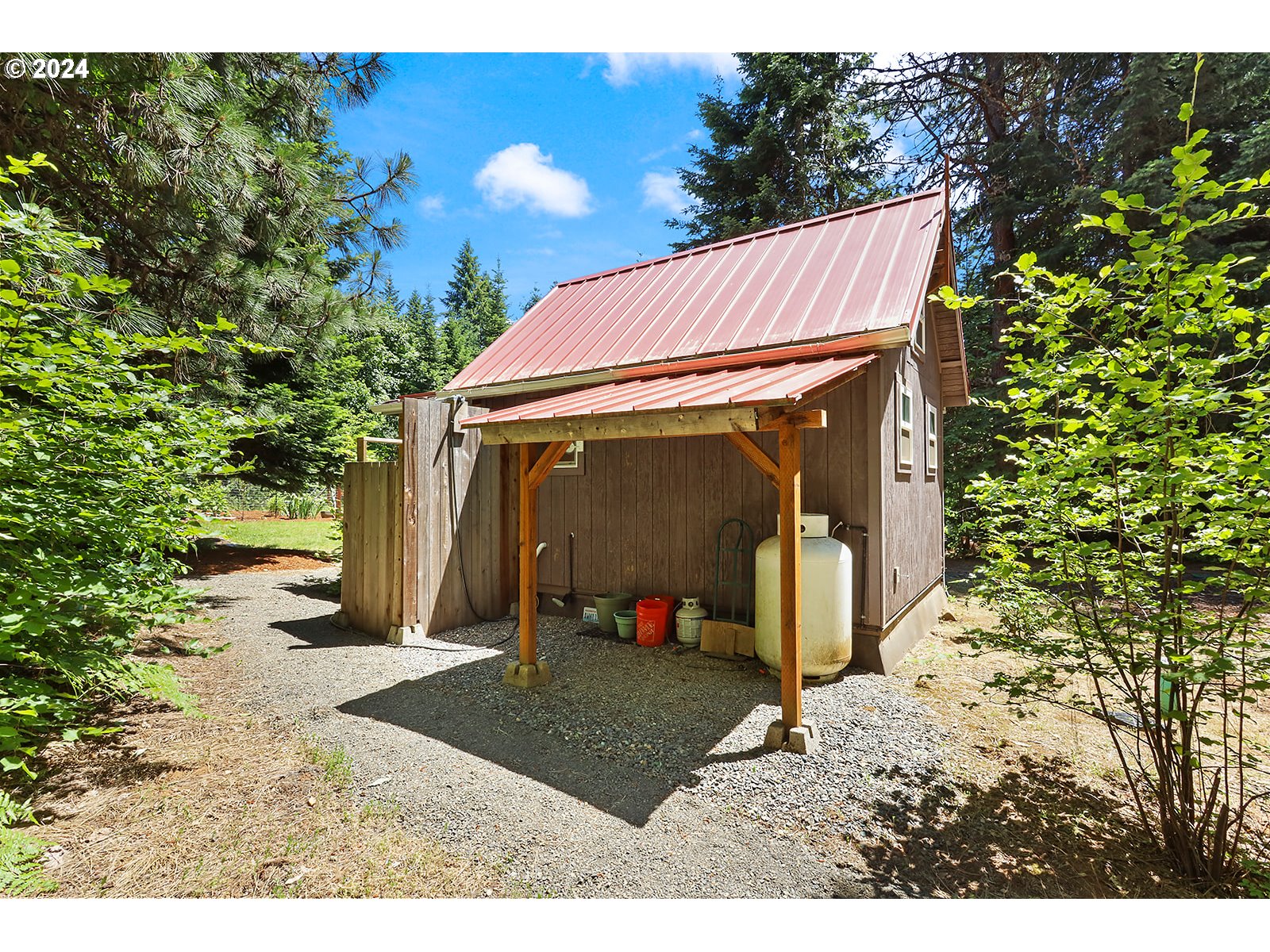 8 Debo Road White Salmon, WA 98672 - Photo 3 of 48 Gallery Image 3