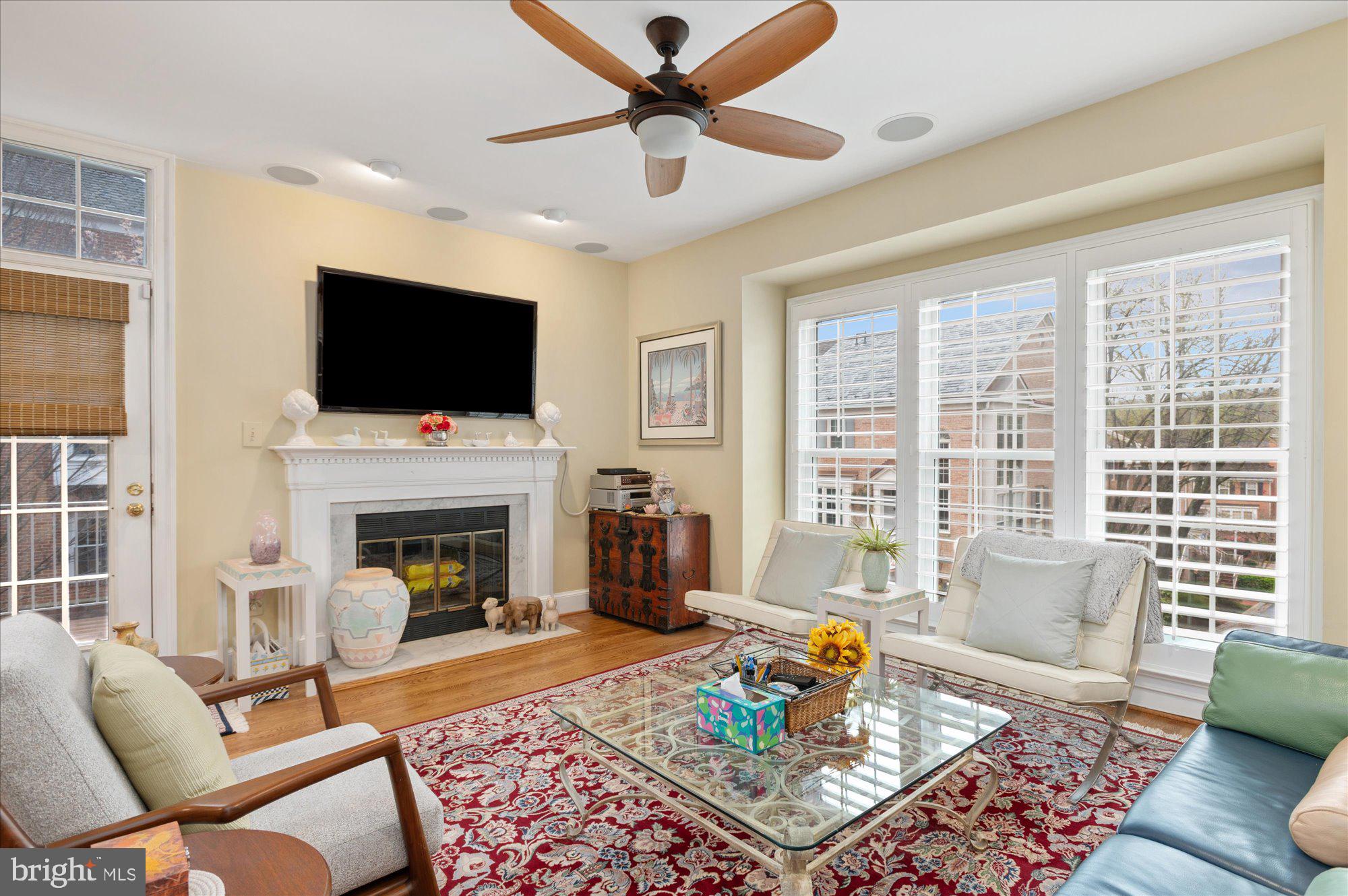 8001 Quarry Ridge Way Bethesda, MD 20817 - Photo 20 of 55 Family Room - Sunlight Galore!