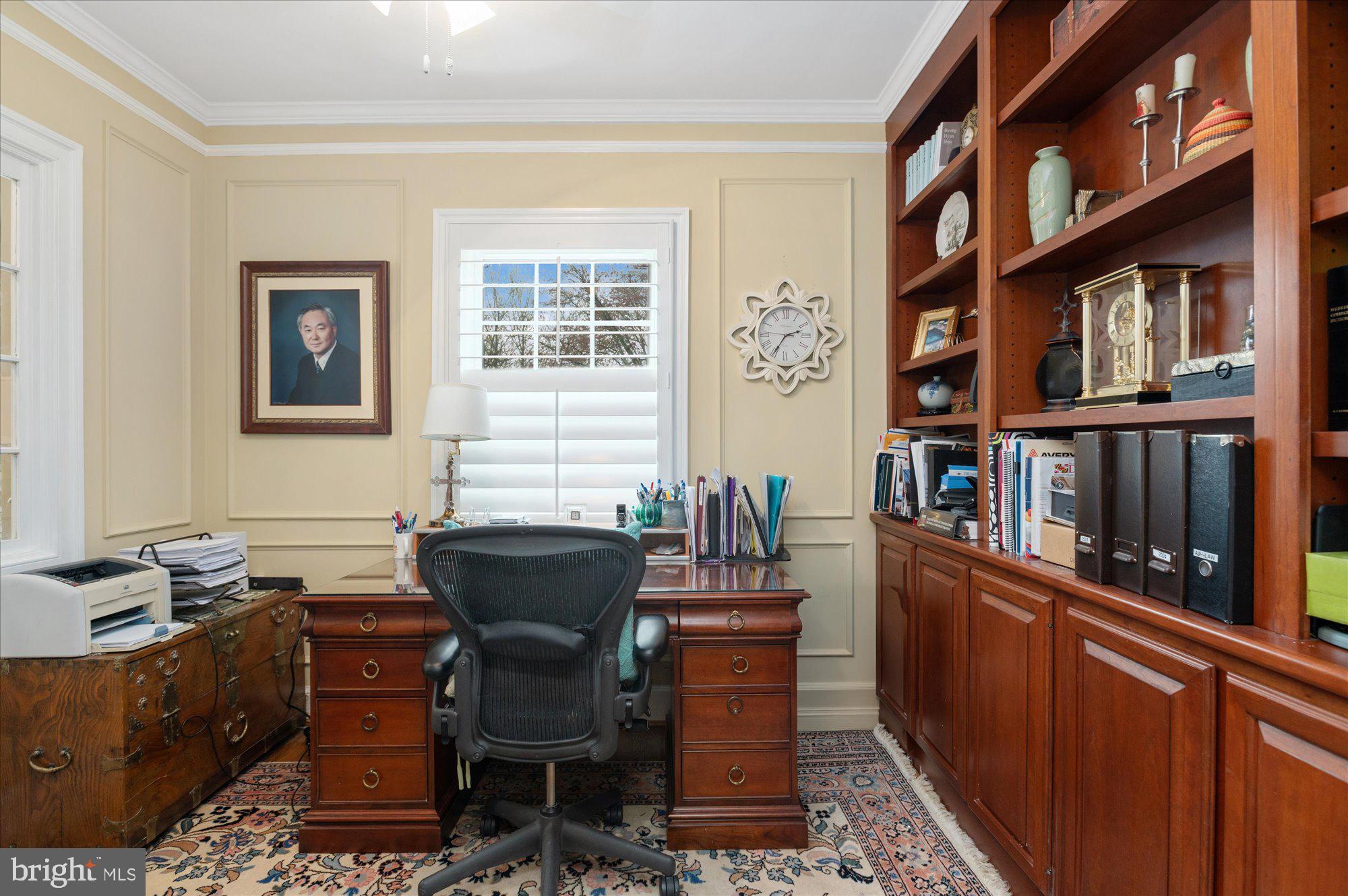 8001 Quarry Ridge Way Bethesda, MD 20817 - Photo 21 of 55 Main Floor Office! Hardwood Floors