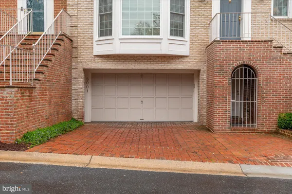 $1,279,900 | 8001 Quarry Ridge Way, Bethesda, MD 20817