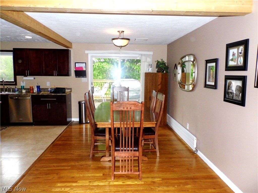 13669 Webster Road Strongsville, OH 44136 - Photo 3 of 27 Gallery Image 3