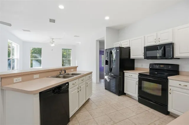 $299,900 | 16 Nephthytis Court, Homosassa, FL 34446