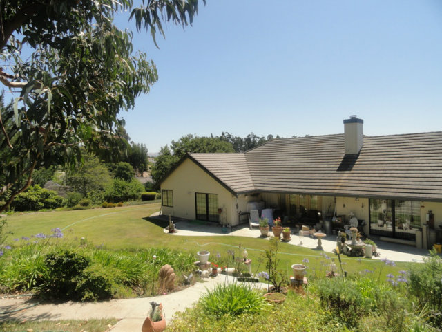 18390 Meadow Ridge Road Salinas, CA 93907 - Photo 14 of 23 Gallery Image 14