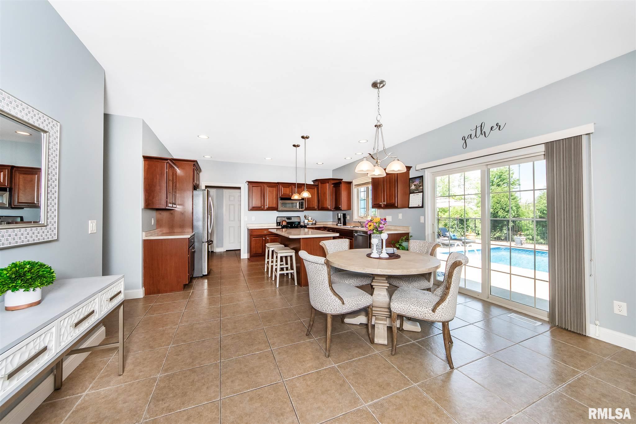 1759 Kingsbury Road Washington, IL 61571 - Photo 25 of 50 Gallery Image 25
