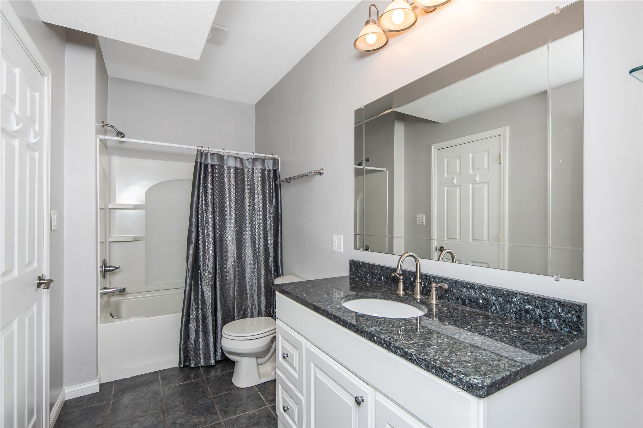 1759 Kingsbury Road Washington, IL 61571 - Photo 44 of 50 Gallery Image 44