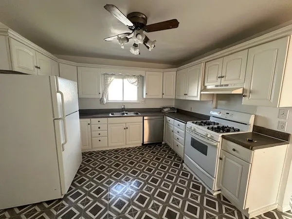 $2,200 | 9 South Seward Avenue, Endicott, NY 13760