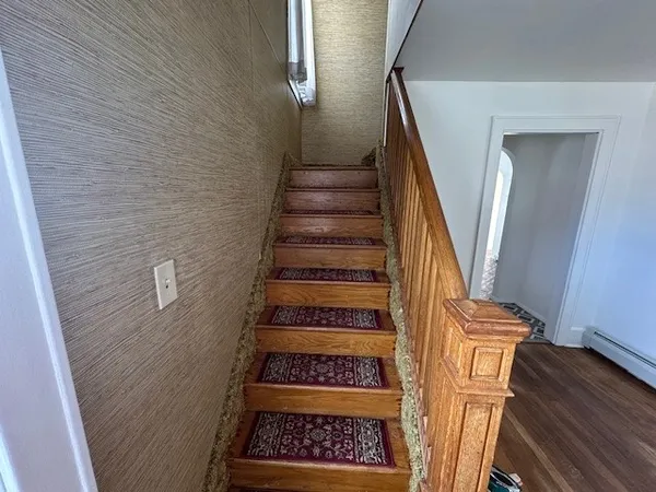 $2,200 | 9 South Seward Avenue, Endicott, NY 13760