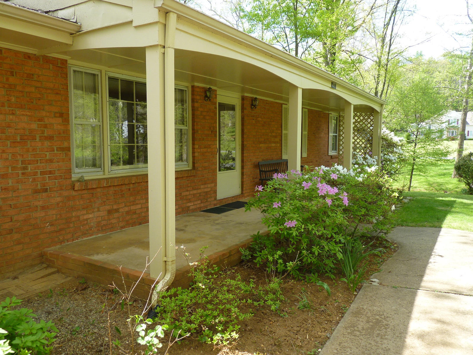 471 Pin Oak Drive Blue Ridge, VA 24064 - Photo 15 of 18 a view of a back yard of the house