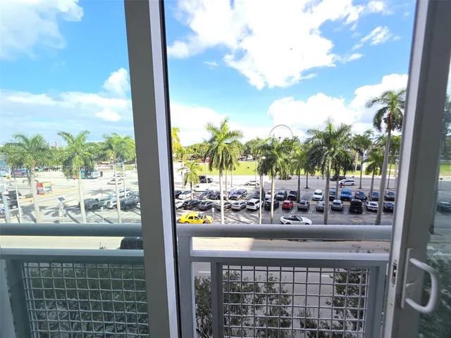 a picture of a table and chairs in patio