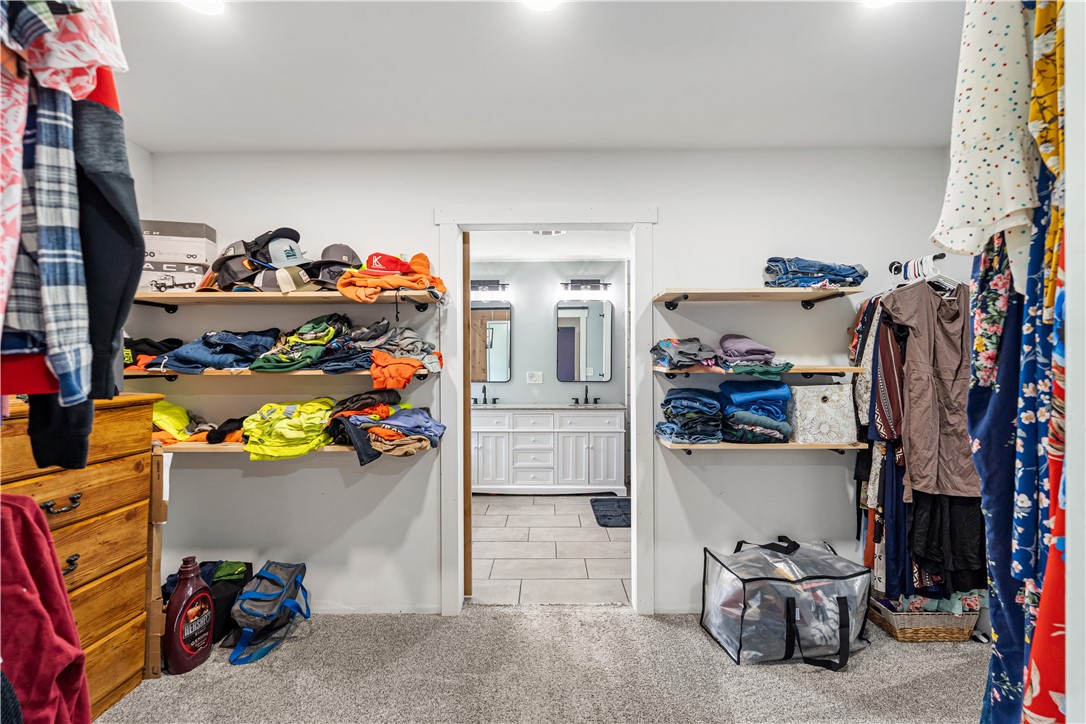 6434 Robbins Road Bath, NY 14810 - Photo 33 of 50 Master Closet