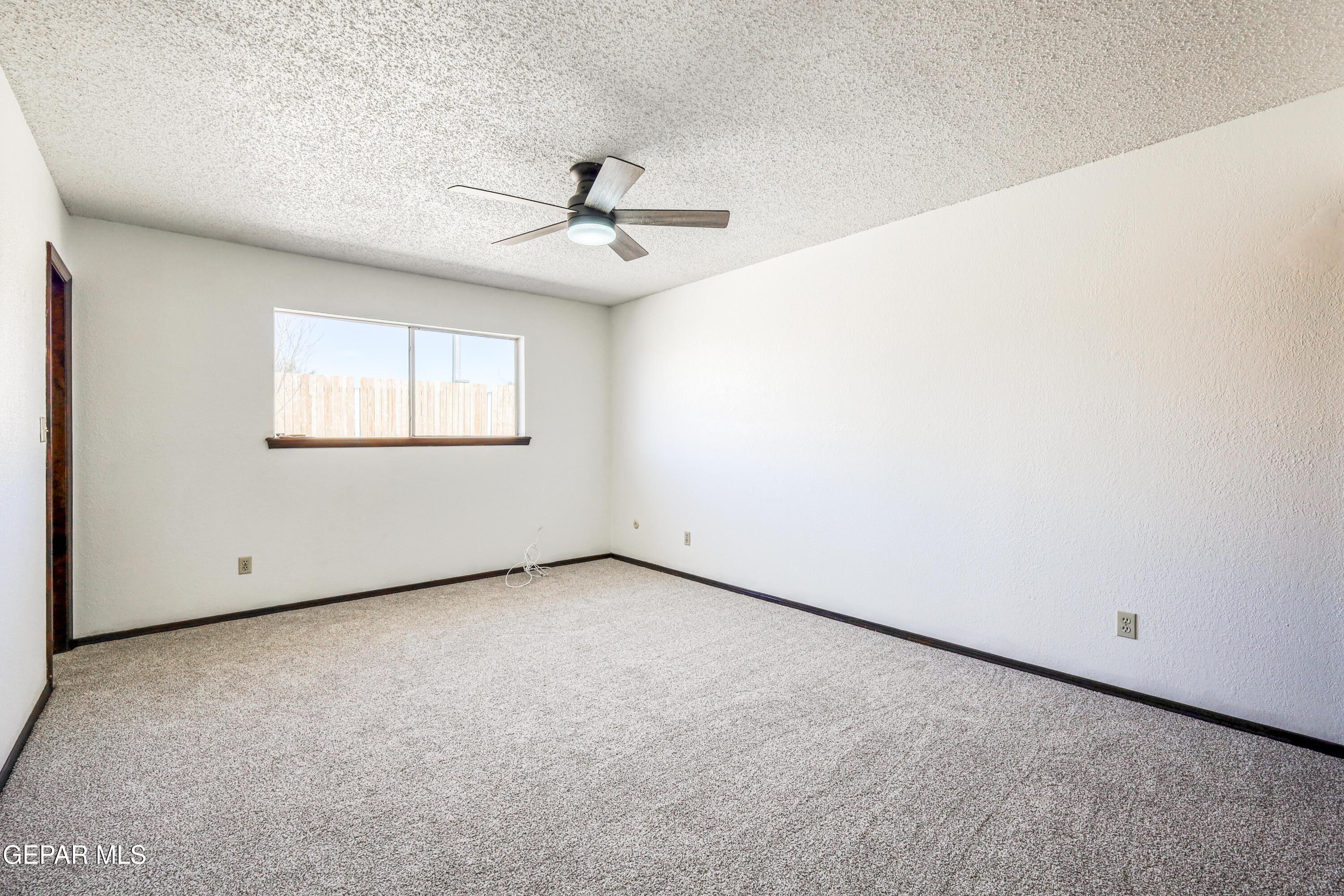 321 Gus Rallis Drive El Paso, TX 79932 - Photo 24 of 38 IMG_8351_HDR