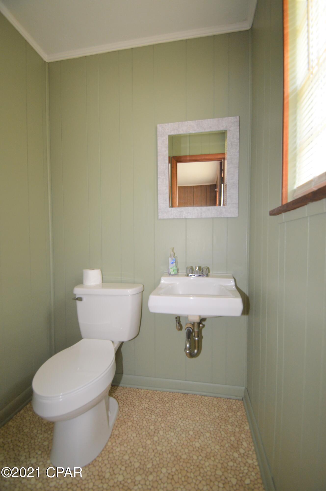 24941 Bates Road Altha, FL 32421 - Photo 11 of 19 Gallery Image 11